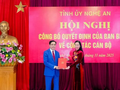 Chủ tịch UBND tỉnh Hà Tĩnh được điều động giữ chức Phó Bí thư Tỉnh ủy Nghệ An