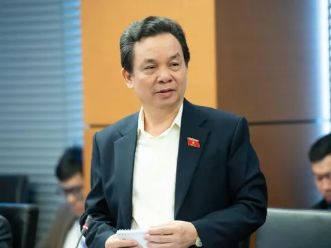 ĐBQH: 'Không nên viết một bộ sách giáo khoa rồi cung cấp cho tất cả'