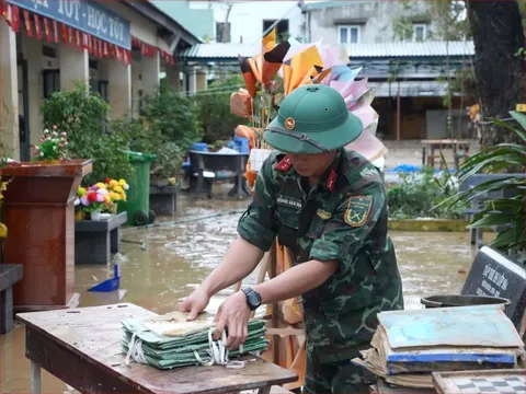Cảnh ngổn ngang tại trường học Gia Lai, Đắk Lắk sau trận lũ lịch sử