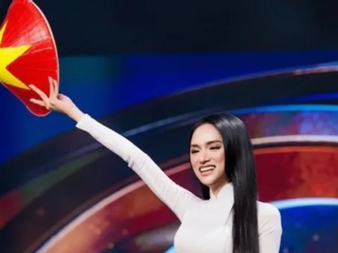 Tiếc cho Hương Giang...