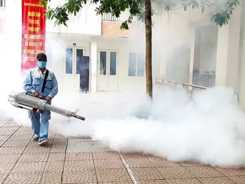 Dịch truyền nhiễm diễn biến phức tạp, Hà Nội cảnh giác nguy cơ bùng phát trở lại