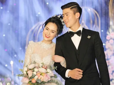 Trung vệ Đỗ Duy Mạnh hạnh phúc viên mãn bên "tiểu thư" Hà thành sau 5 năm kết hôn