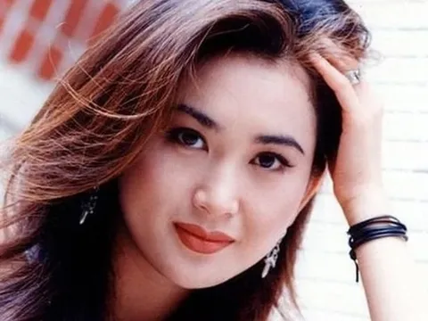 "Bông hồng lửa" của màn ảnh: Tuổi thơ nghèo khó, U60 hôn nhân viên mãn, không sinh con