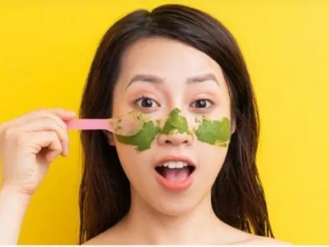 Làm đẹp từ gian bếp: Giảm mụn, dịu da nhờ trà xanh