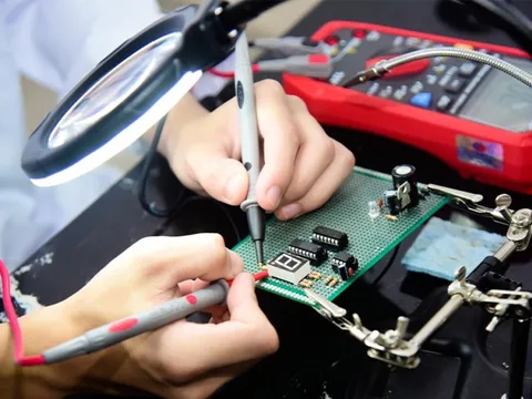 Đột phá cơ chế đãi ngộ để giữ chân nhân lực số