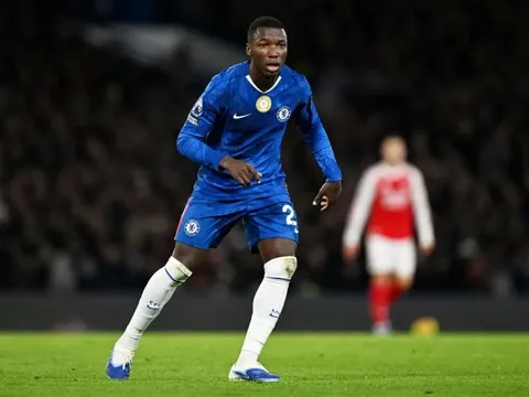 Vì sao ngôi sao Chelsea bị cấm thi đấu trận bán kết Carabao Cup gặp Arsenal?