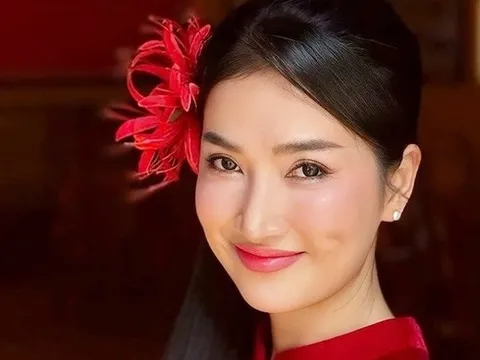 "Nữ hoàng phim xưa" tiết lộ về thời điểm lên xe hoa với bạn trai kém 9 tuổi