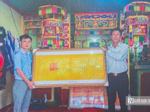 Tháo gỡ điểm nghẽn, số hóa để bảo tồn, phát huy di sản Hán Nôm