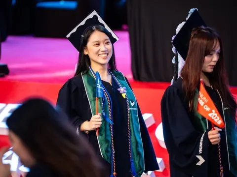 Những đại học tại Việt Nam có mức học phí tiền tỷ