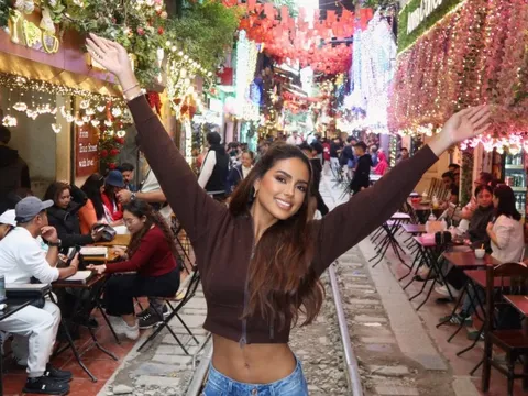 Mỹ nhân Brazil nhận chúc phúc khi được cầu hôn tại Vịnh Hạ Long