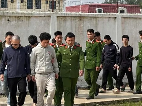 Triệt phá đường dây lừa đảo xuyên quốc gia do người Việt Nam cầm đầu