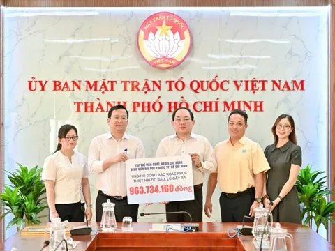 Bệnh viện Đại học Y Dược TPHCM đóng góp gần 1 tỉ đồng hỗ trợ đồng bào vùng bão lũ