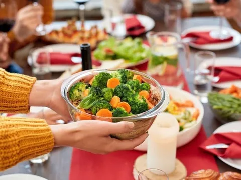 3 việc giúp tránh tăng cân trong kỳ nghỉ lễ