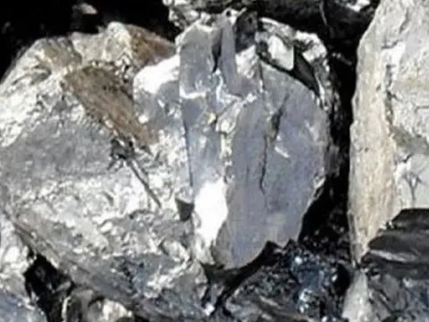 Giá nickel đạt mốc kỷ lục của 9 tháng