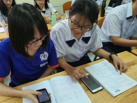 Trăn trở giờ ra chơi con làm gì nếu không dùng điện thoại?