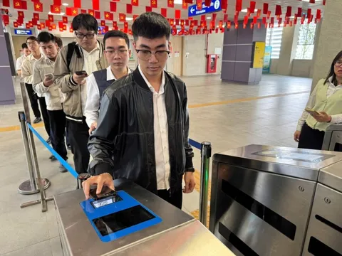 Người dân đi tuyến metro Nhổn - Ga Hà Nội cần lưu ý thông tin này kẻo mất quyền lợi