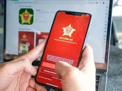 Người dân được làm thủ tục hành chính trực tuyến qua VNeID