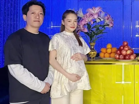 Nhã Phương được khen nhan sắc trước thềm sinh con thứ ba