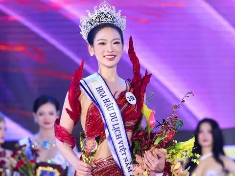 Nhan sắc thiếu nữ Hà Nội đăng quang Hoa hậu Du lịch Việt Nam 2026