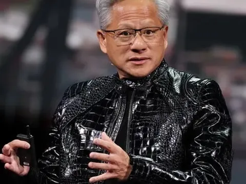 CEO NVIDIA bác bỏ viễn cảnh "Chúa AI", chỉ trích mạnh mẽ làn sóng bi quan về trí tuệ nhân tạo