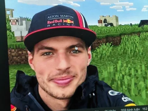 Vì sao 'cả mạng xã hội' để ảnh Max Verstappen?