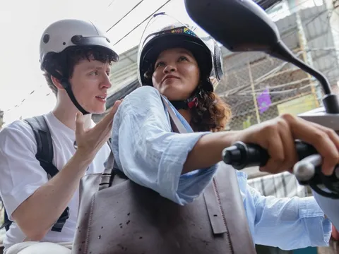 Người Việt có điểm môn tiếng Anh cao nhưng ngại giao tiếp