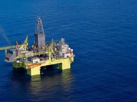 Khoan hơn 2.000m xuống đáy biển, phát hiện mỏ chứa nhiều cột dầu cao 63m, trữ lượng lên đến 75 triệu thùng dầu