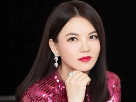 Khoe khoang sự giàu có, MC Lý Tương bị cấm cửa