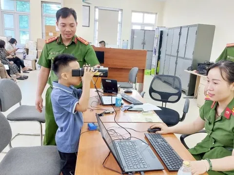 Những người sinh vào những năm nào phải cấp đổi thẻ căn cước trong năm 2026?