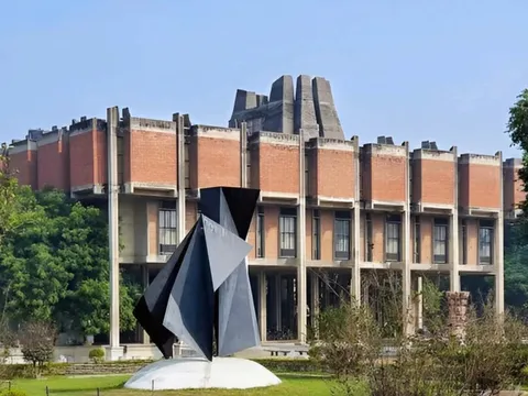 Nghiên cứu sinh tiến sĩ qua đời ở tuổi 25