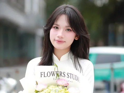 Nữ sinh 2 lần giành giải nhất HSG quốc gia, là thủ khoa toàn quốc