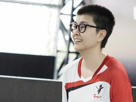 Nữ diễn viên Kim Thư gây bất ngờ với diện mạo hoàn toàn khác lạ ở tuổi U50