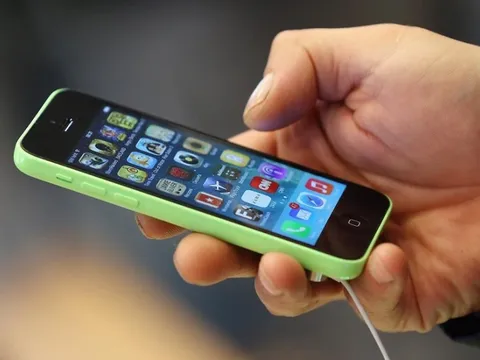 Chuyên gia chỉ ra 6 ứng dụng nên xóa ngay khỏi điện thoại để không bị theo dõi