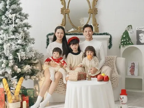 10 năm bên nhau của đội trưởng tuyển Việt Nam Quế Ngọc Hải và cựu hoa khôi Đại học Vinh