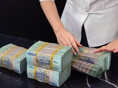 Giáo viên Hà Nội khắc khoải lo mất thưởng Tết