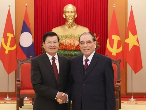 Nguyên Tổng Bí thư Nông Đức Mạnh tiếp Tổng Bí thư, Chủ tịch nước Lào