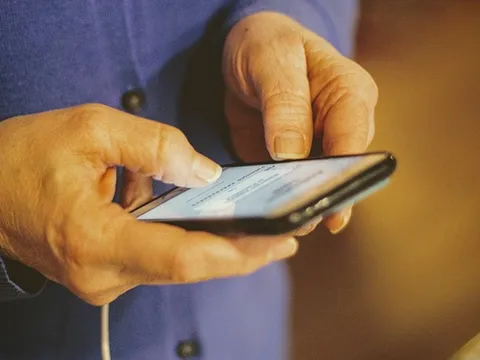 165 ứng dụng mà người dùng iPhone nên ngưng dùng ngay để không bị lộ tin nhắn