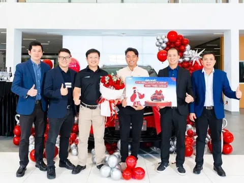 Khách hàng trúng Geely Coolray sau livestream: “Tôi tưởng cuộc gọi từ hãng là lừa đảo”