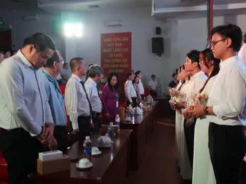 Xúc động lễ tri ân những người hiến xác cho y học