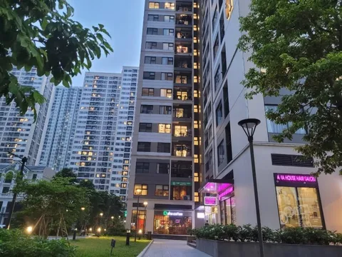 Lãi suất tăng nóng khiến người vay mua nhà “phát sốt”