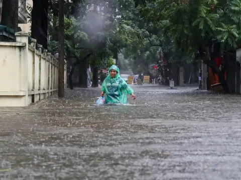 Hà Nội khẩn cấp xây dựng 2 bể ngầm chống ngập