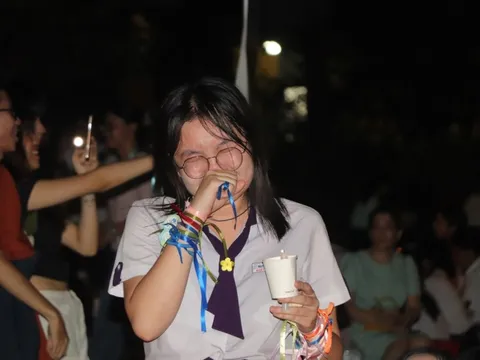 Tranh cãi không hồi kết vì TP.HCM cấm học sinh cắm trại qua đêm