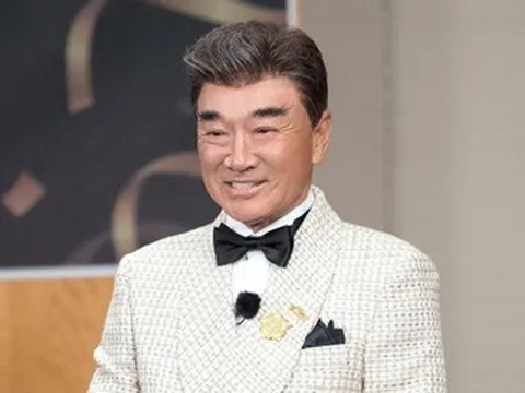 Nam diễn viên bị cuốn vào gầm xe buýt 10 tấn kéo lê trên đường