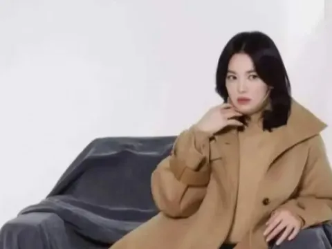 Học cách phối đồ từ Song Hye Kyo: 4 bí quyết 'hack dáng' cho cô nàng nhỏ nhắn