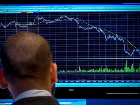 Trung Quốc làm gì mà khiến thị trường kim loại toàn cầu chao đảo?