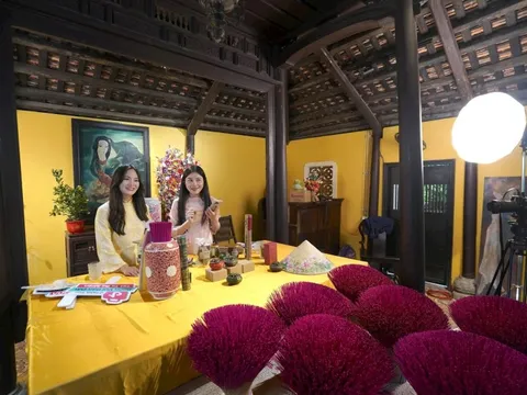 "Hương Xưa" trước thềm Tết: Ngành nhang - trầm tăng nhiệt trên TikTok Shop