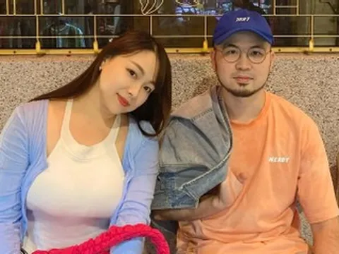 Nữ MC 33 tuổi bị chồng tố ngoại tình, đệ đơn ly hôn