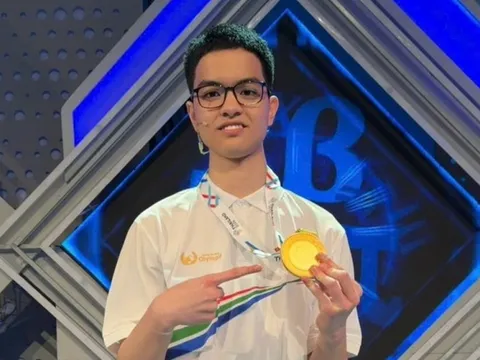 Thí sinh Olympia gây chú ý dù chưa lên sóng