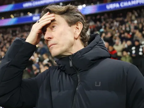 HLV Thomas Frank "bay ghế" sau hơn nửa mùa dẫn dắt Tottenham