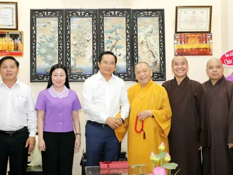 Chủ tịch UBND TPHCM Nguyễn Văn Được thăm, chúc tết các tập thể, chức sắc tiêu biểu